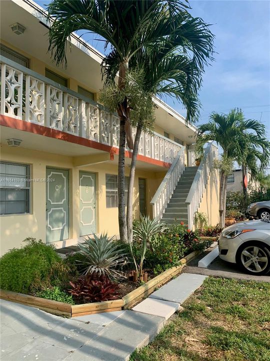 1/1 Wilton Manors - Great Location