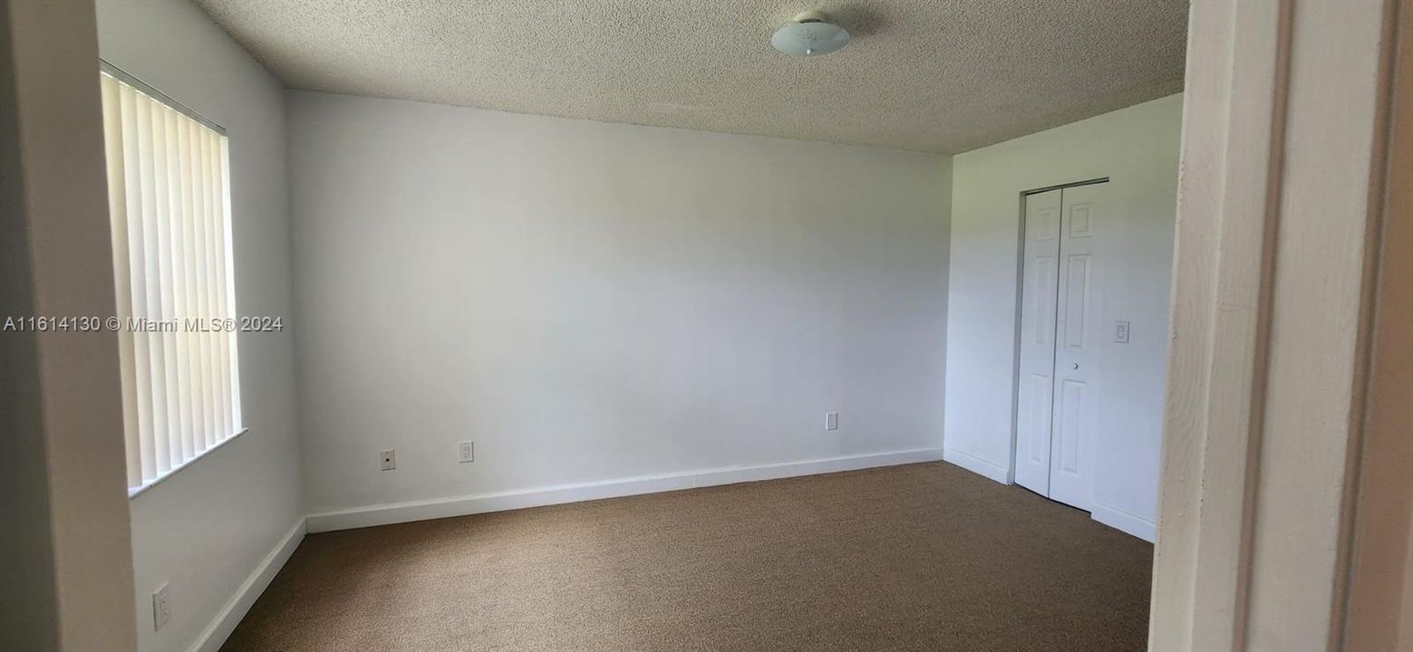 For Rent: $2,100 (2 beds, 2 baths, 956 Square Feet)