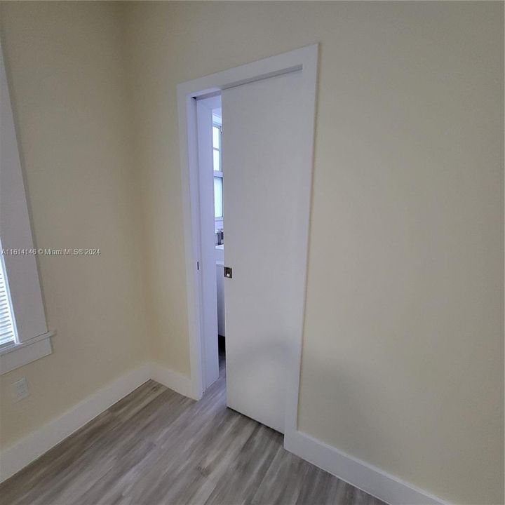 For Rent: $2,300 (1 beds, 1 baths, 530 Square Feet)