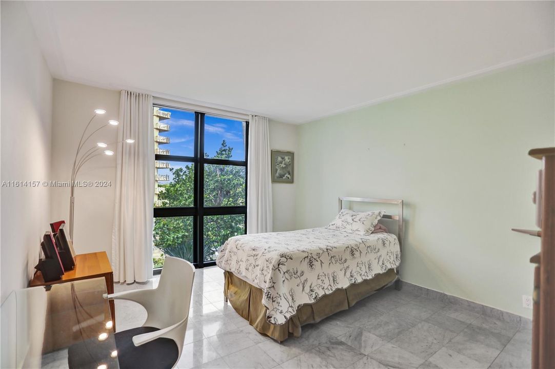 Active With Contract: $1,174,500 (2 beds, 2 baths, 1782 Square Feet)