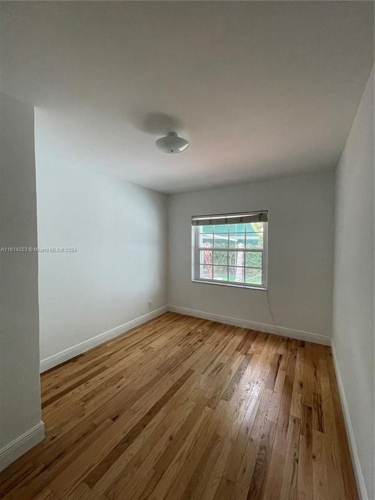 For Rent: $5,500 (4 beds, 2 baths, 1893 Square Feet)