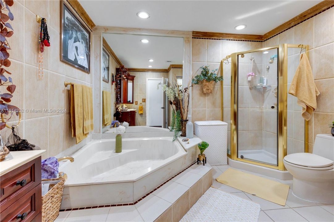 На продажу: $535,000 (2 спален, 2 ванн, 1630 Квадратных фут)