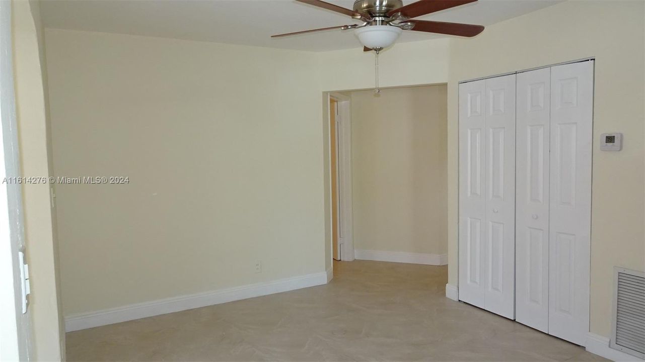 For Rent: $2,000 (2 beds, 1 baths, 1904 Square Feet)