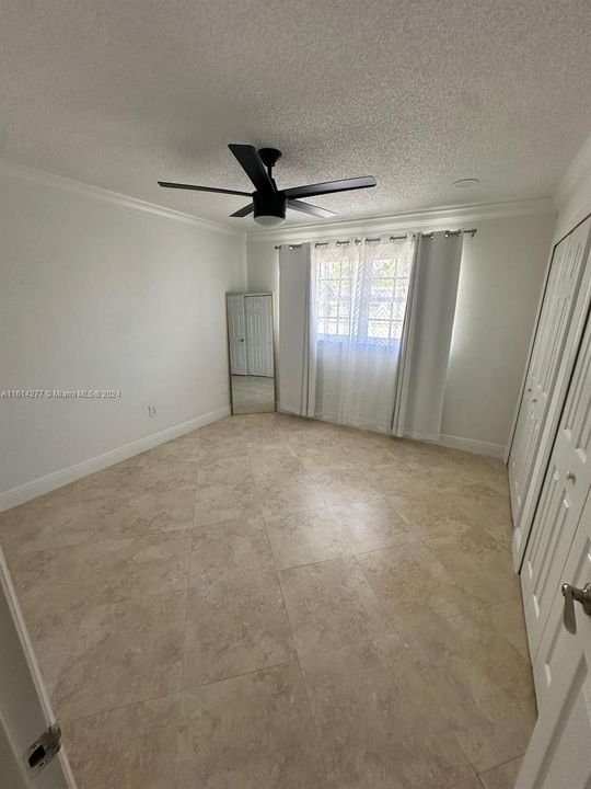 For Rent: $3,800 (3 beds, 1 baths, 1624 Square Feet)