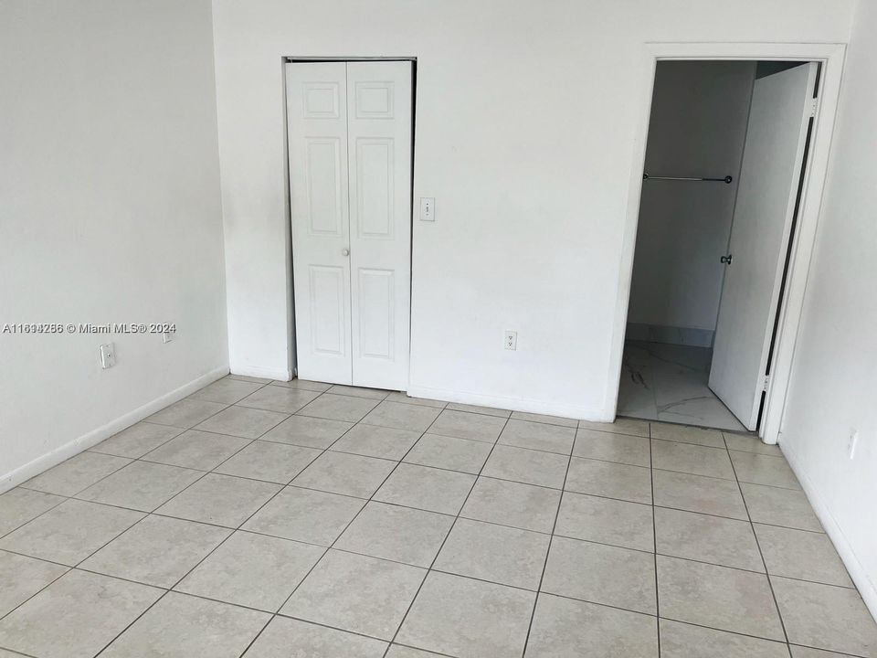 For Rent: $2,150 (2 beds, 2 baths, 854 Square Feet)