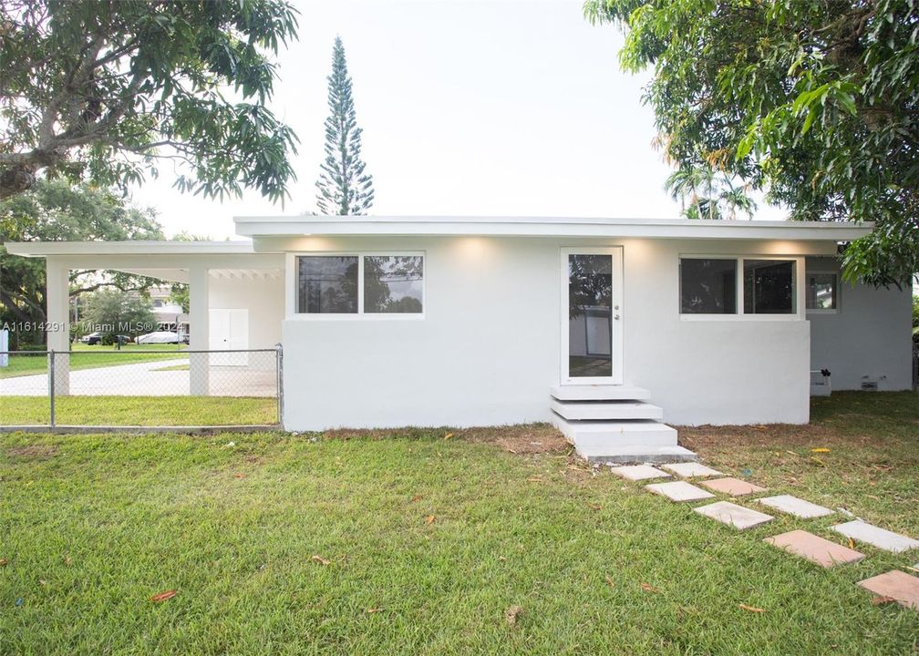 For Sale: $1,055,000 (3 beds, 2 baths, 0 Square Feet)