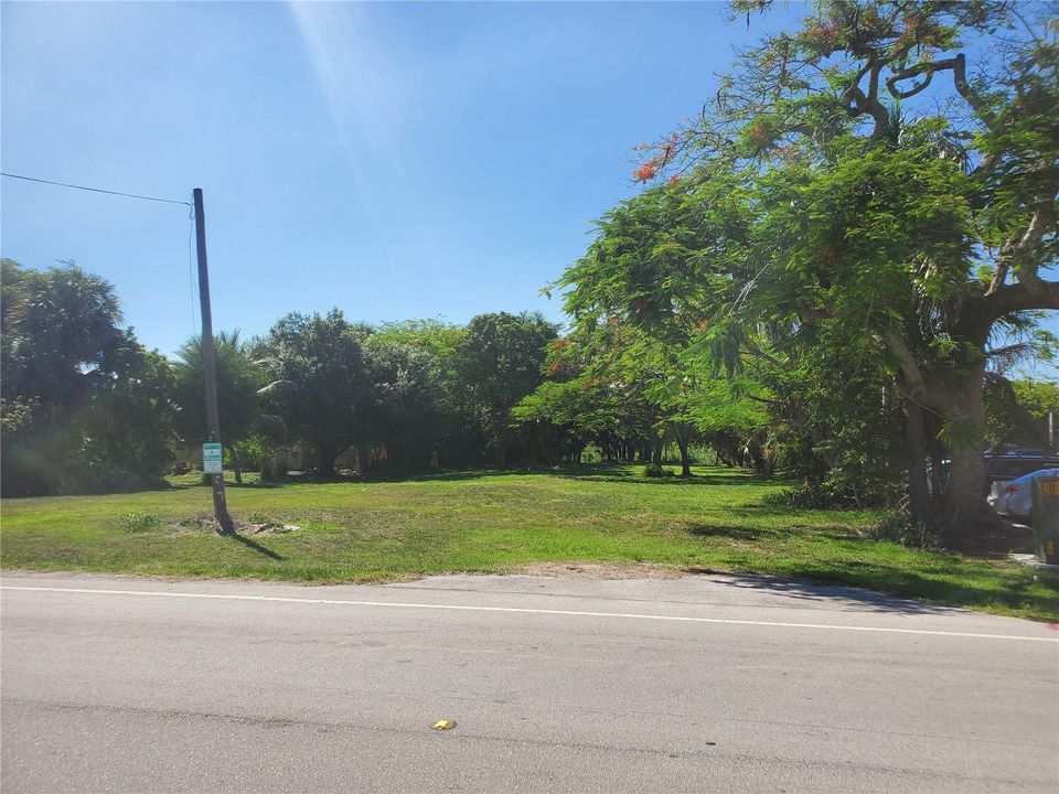 For Sale: $139,900 (0.75 acres)