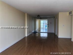 For Rent: $2,700 (2 beds, 2 baths, 1220 Square Feet)
