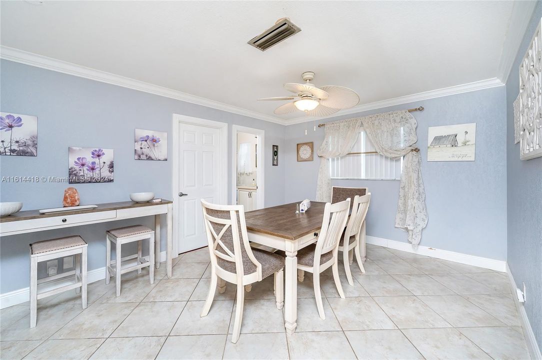 For Sale: $435,000 (2 beds, 2 baths, 1690 Square Feet)