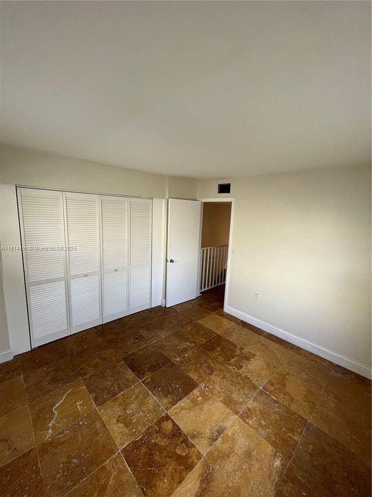 For Rent: $2,800 (2 beds, 1 baths, 1012 Square Feet)