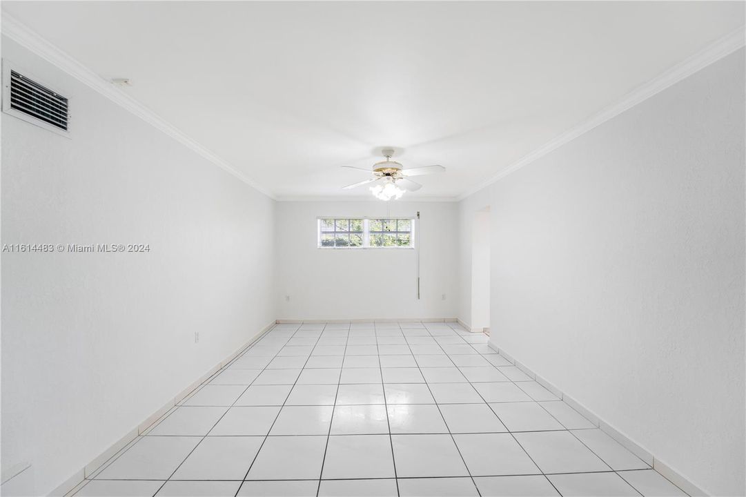 Recently Sold: $765,000 (4 beds, 3 baths, 1789 Square Feet)