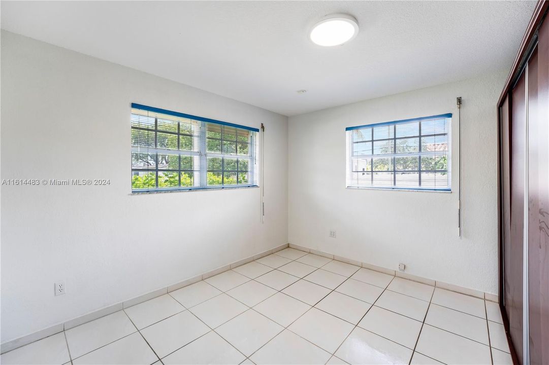 Recently Sold: $765,000 (4 beds, 3 baths, 1789 Square Feet)