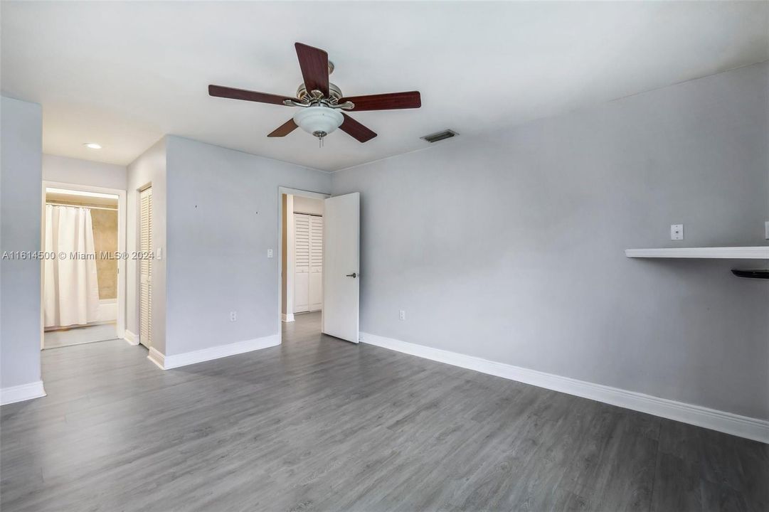 For Sale: $499,950 (3 beds, 2 baths, 1425 Square Feet)