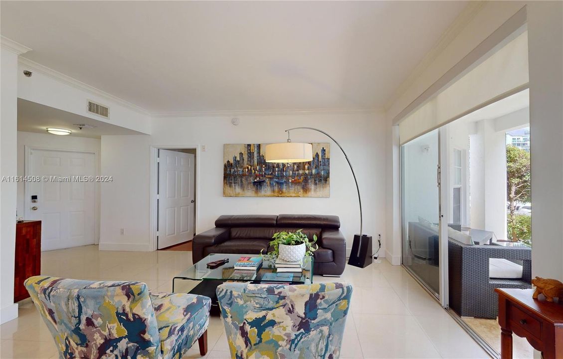 For Sale: $659,000 (3 beds, 2 baths, 1320 Square Feet)