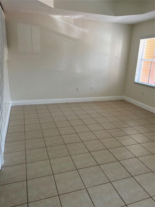 For Rent: $2,500 (2 beds, 2 baths, 1170 Square Feet)