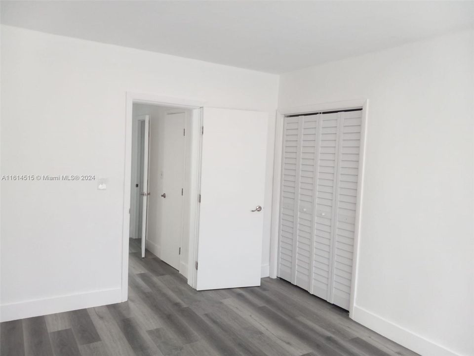 For Rent: $1,950 (1 beds, 1 baths, 620 Square Feet)