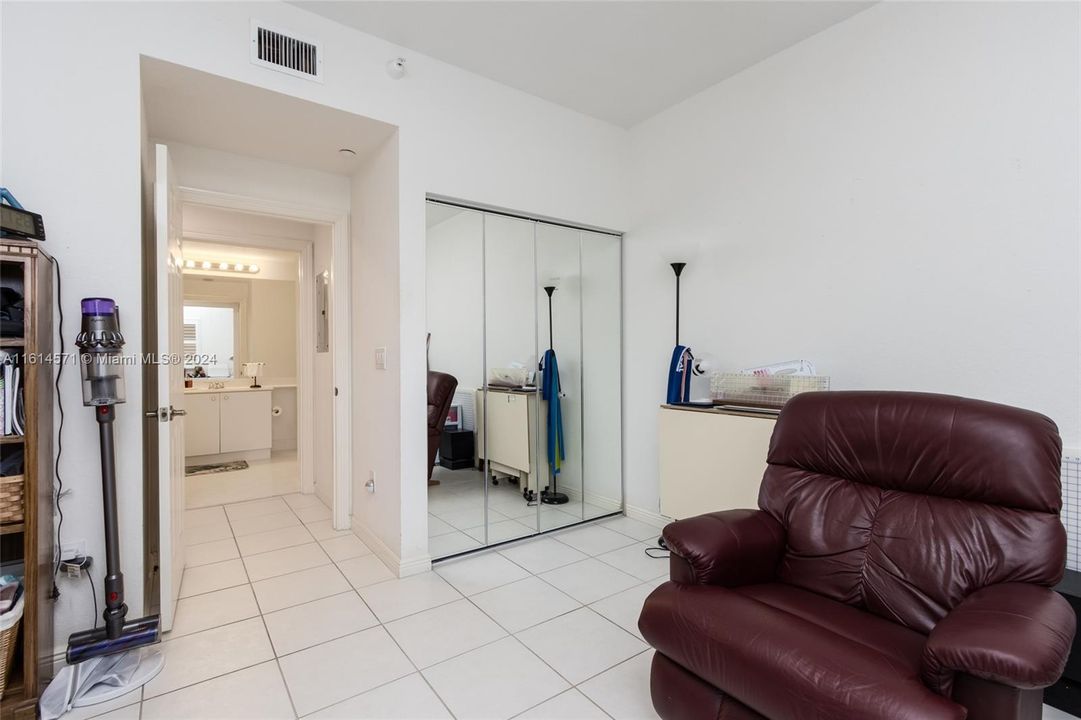 For Sale: $299,900 (2 beds, 2 baths, 1508 Square Feet)