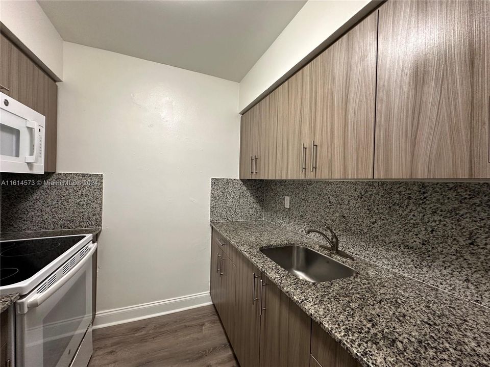 For Rent: $1,695 (1 beds, 1 baths, 0 Square Feet)