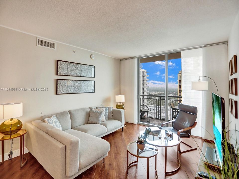 For Sale: $514,550 (2 beds, 2 baths, 1467 Square Feet)