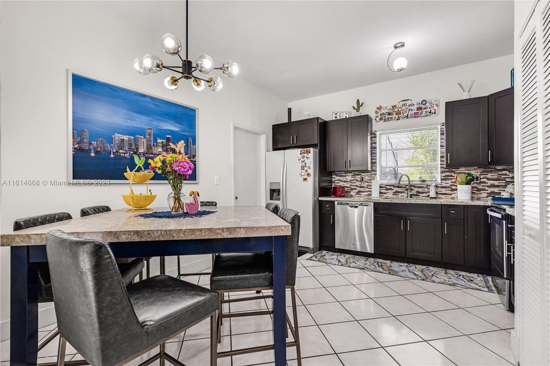 For Sale: $599,990 (3 beds, 2 baths, 1545 Square Feet)