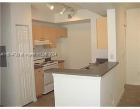 For Rent: $2,700 (2 beds, 2 baths, 1080 Square Feet)