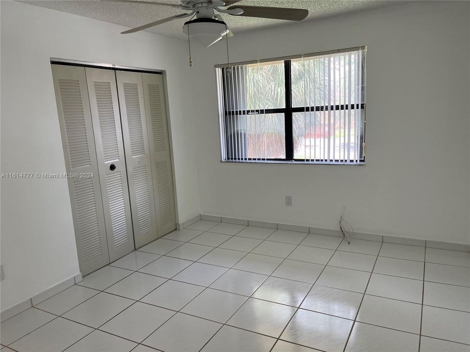 For Rent: $2,300 (2 beds, 2 baths, 747 Square Feet)