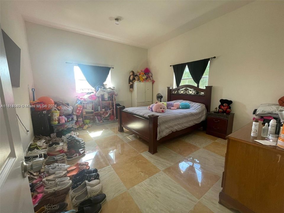 En Venta: $400,000 (3 camas, 2 baños, 0 Pies cuadrados)