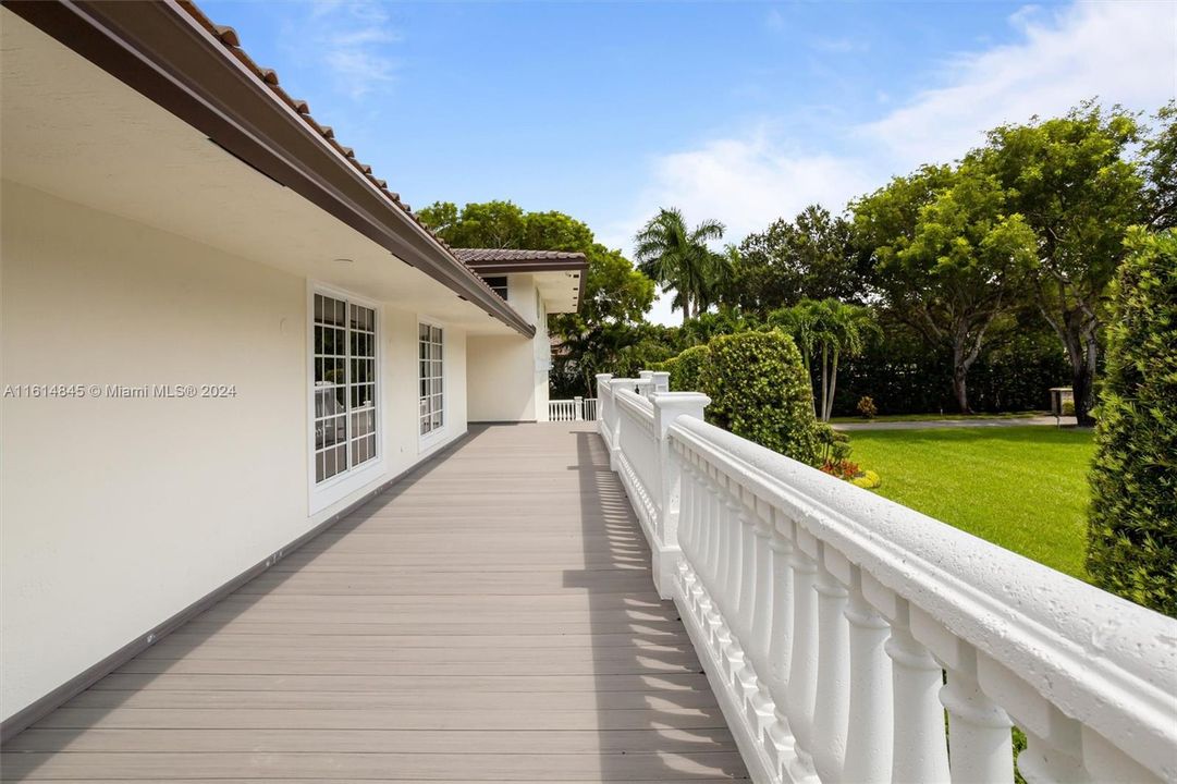 Front deck and entrance