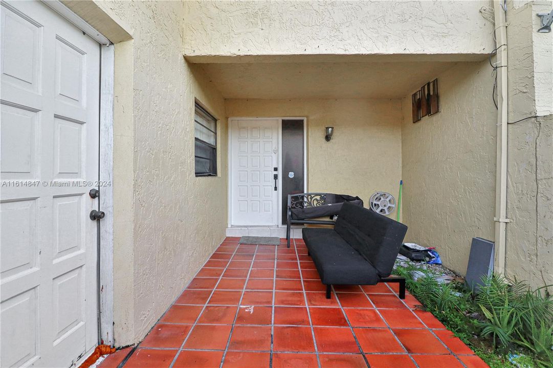 For Sale: $425,000 (3 beds, 2 baths, 1770 Square Feet)