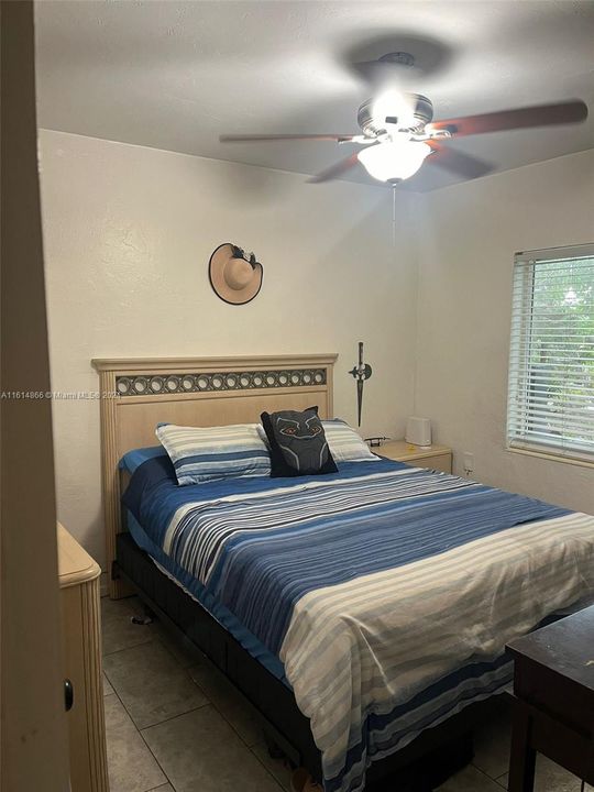 For Rent: $3,600 (3 beds, 2 baths, 1075 Square Feet)