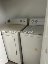 For Rent: $2,390 (1 beds, 1 baths, 893 Square Feet)