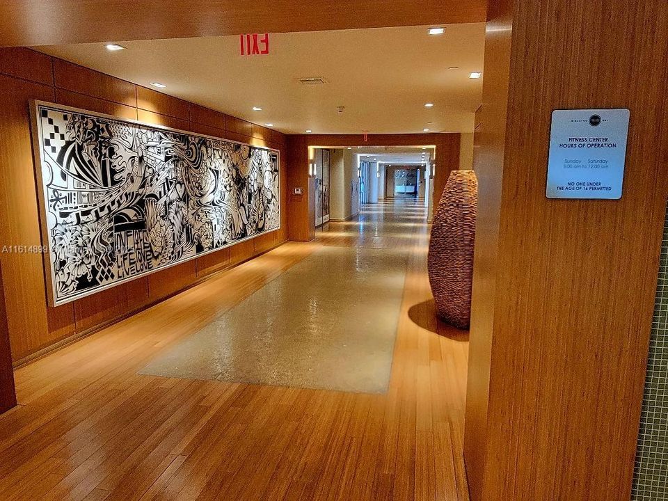 Recently Sold: $649,000 (1 beds, 2 baths, 912 Square Feet)