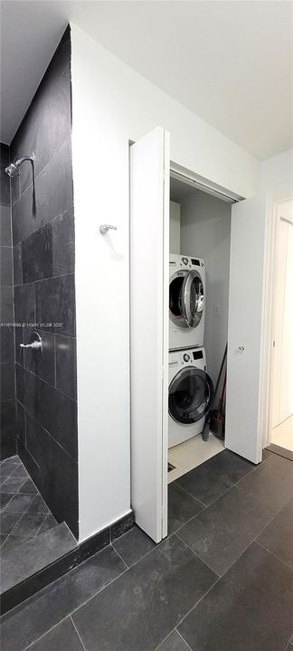 Recently Sold: $649,000 (1 beds, 2 baths, 912 Square Feet)