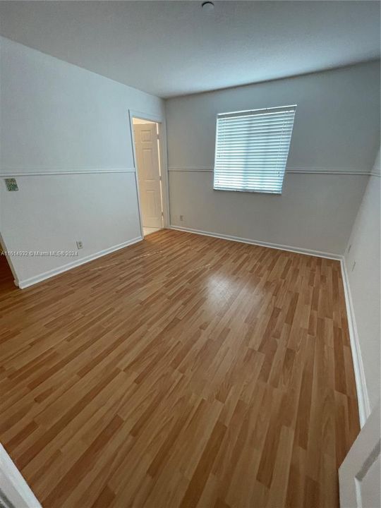 For Rent: $2,700 (2 beds, 2 baths, 1053 Square Feet)