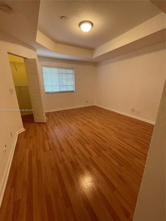 For Rent: $2,700 (2 beds, 2 baths, 1053 Square Feet)