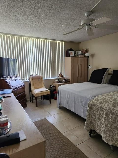 For Sale: $135,000 (2 beds, 2 baths, 1100 Square Feet)