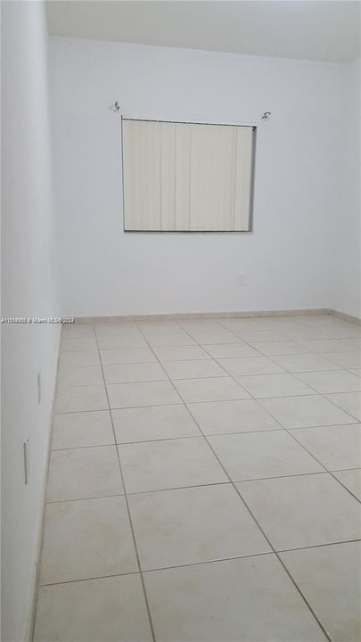 For Rent: $2,500 (2 beds, 2 baths, 870 Square Feet)