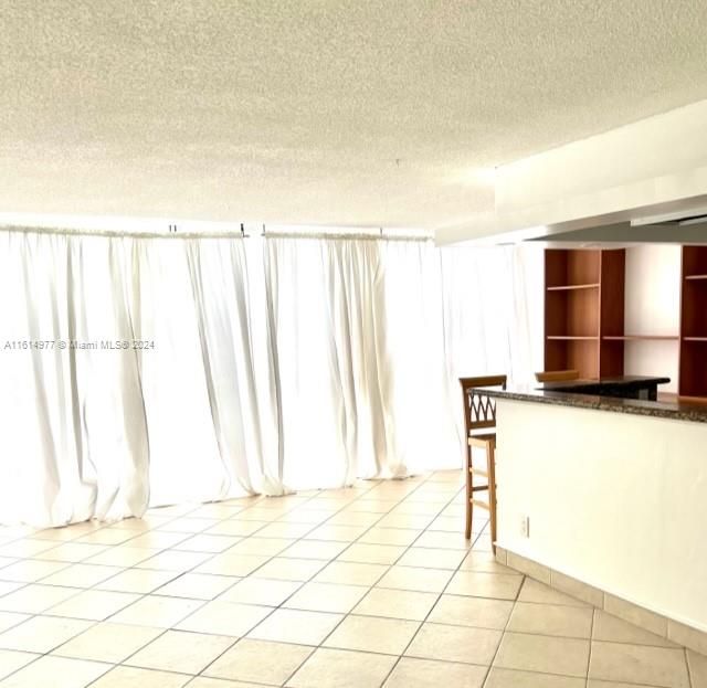 For Rent: $2,700 (2 beds, 2 baths, 1210 Square Feet)