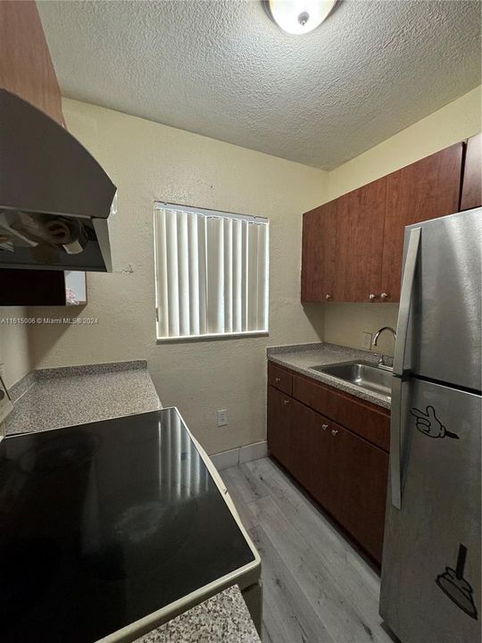 For Rent: $1,500 (1 beds, 1 baths, 511 Square Feet)