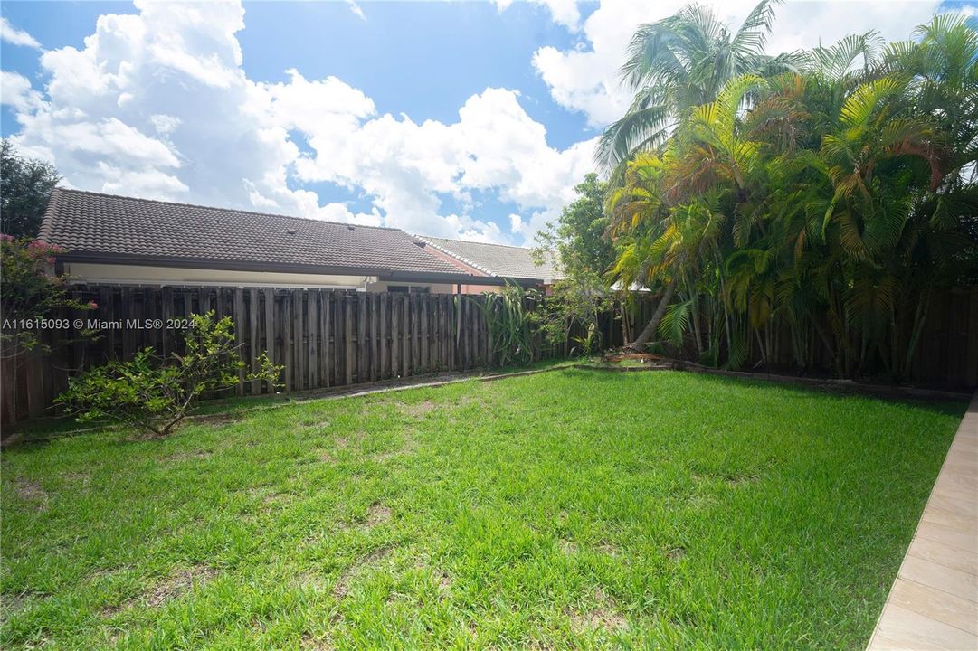 For Sale: $775,000 (4 beds, 3 baths, 2050 Square Feet)