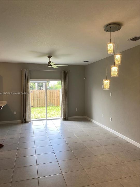 For Rent: $3,525 (3 beds, 2 baths, 1362 Square Feet)