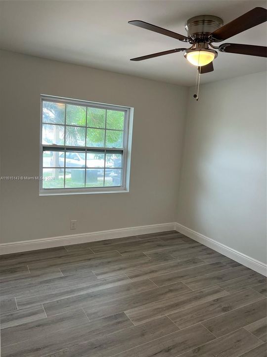 For Rent: $2,700 (3 beds, 2 baths, 1216 Square Feet)