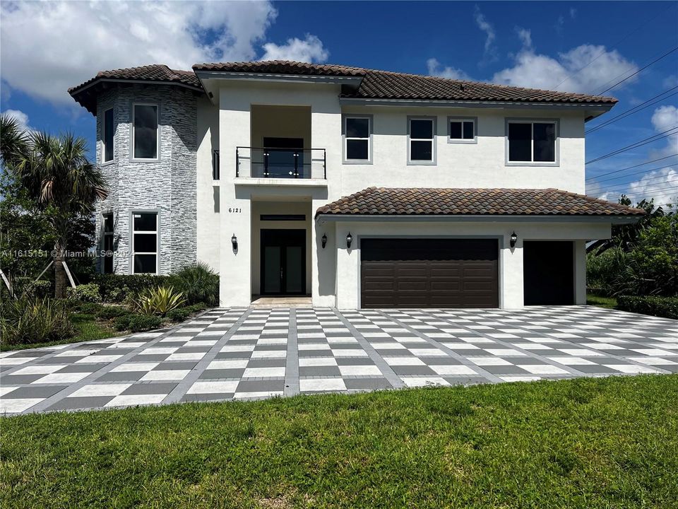 Side yard facing lake