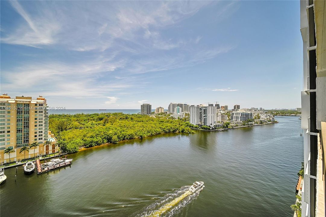 For Sale: $848,000 (2 beds, 2 baths, 1500 Square Feet)