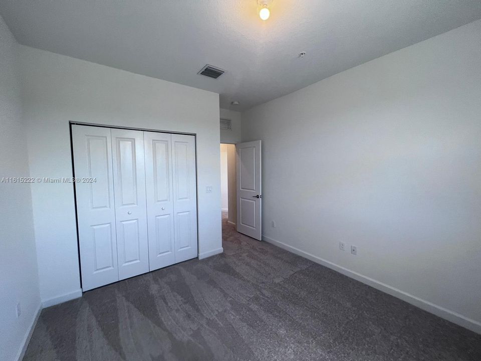 For Rent: $3,800 (3 beds, 2 baths, 1756 Square Feet)