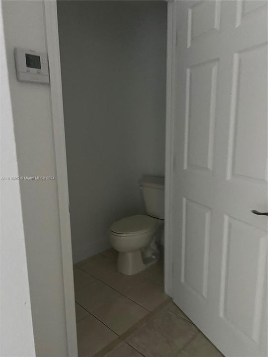 For Rent: $3,200 (2 beds, 2 baths, 1225 Square Feet)