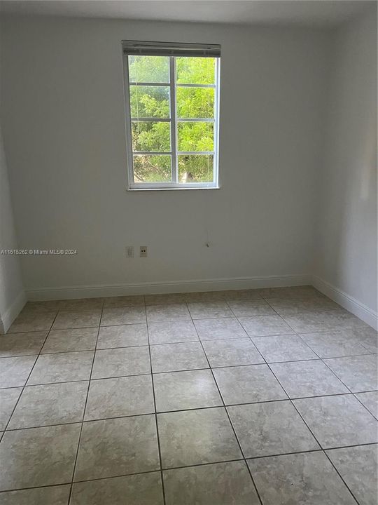 For Rent: $3,200 (2 beds, 2 baths, 1225 Square Feet)