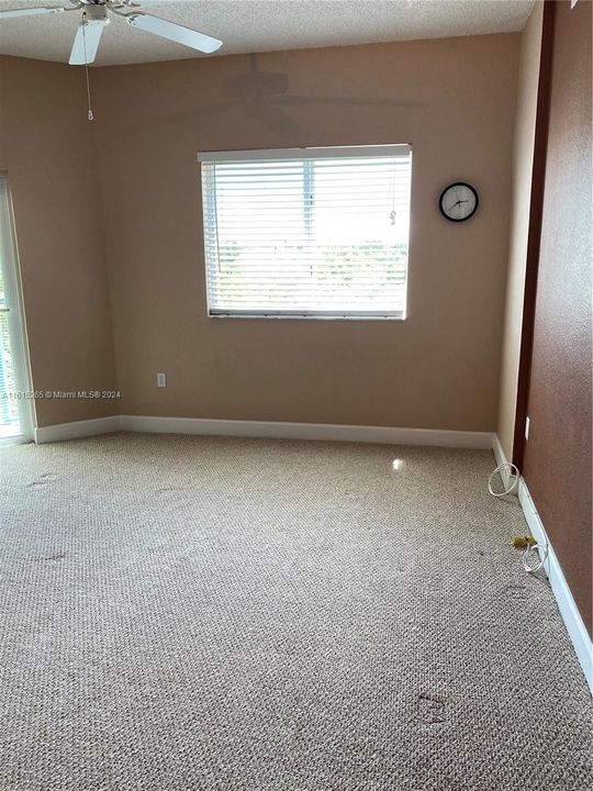 For Rent: $2,700 (2 beds, 2 baths, 1010 Square Feet)