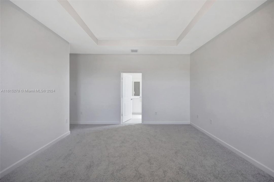 Active With Contract: $4,400 (4 beds, 2 baths, 0 Square Feet)