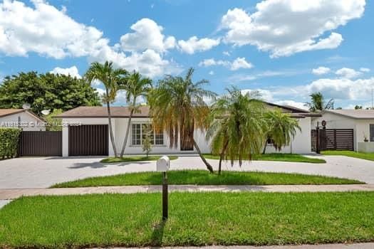 En Venta: $745,000 (3 camas, 2 baños, 1222 Pies cuadrados)